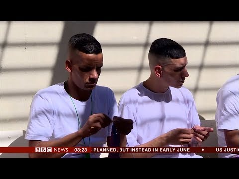 Prisoners learning to crochet and knit (Brazil) - BBC News - 24th May 2019