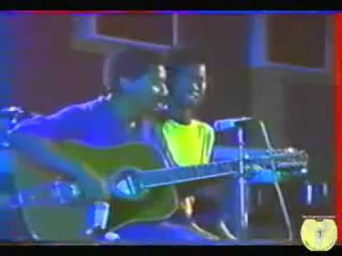 Tselonina & lôlô - lehilahy mody