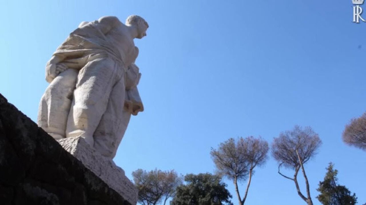 Il Presidente Mattarella depone una corona d'alloro alle Fosse Ardeatine