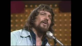 Waylon Jennings   I'm a Ramblin' Man  1975
