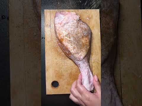 Melt-in-Your-Mouth Roasted Turkey Leg 🤤 | Easy & Juicy Recipe