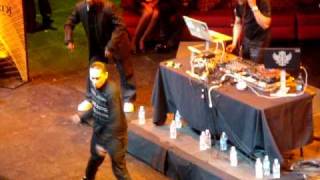 BOOGALOO SHRIMP &amp; TABOO bust a move at BEP Afterparty with Apl.de.ap