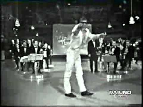 Rocky Roberts - Stasera Mi Butto. + TESTO. 1968