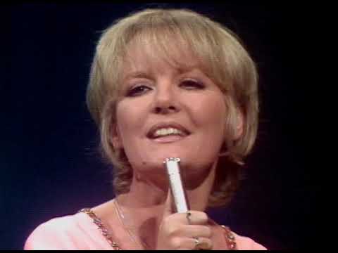 Petula Clark "The Fool On The Hill" (The Beatles Cover) on The Ed Sullivan Show