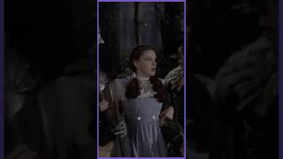 Download lagu A CENA MAIS POLÊMICA DO FILME O MÁGICO DE OZ 👻 #shorts mp3