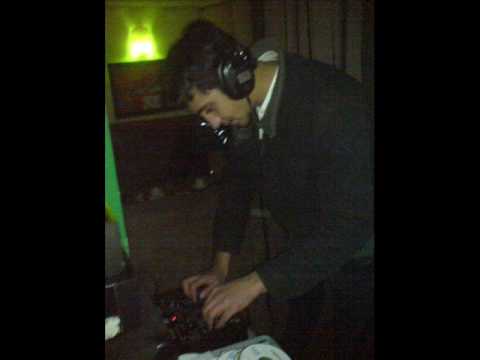 Lil`Palaya  ft Mc DeLuXe & Fat Dogg pod ulicnoto svetlo