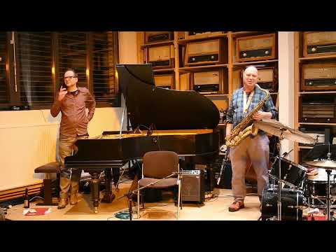 Achim Kaufmann duo/quartet/sextet : Kaufmann/Delius/Allbee/Coudoux/Landfermann/Lillinger