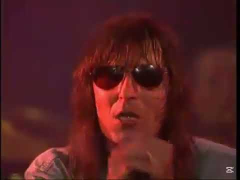 Arakain - Slečna Heavy (20 let na tvrdo)