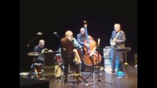 JIM HALL & BILL FRISELL "Careful" feat. SCOTT COLLEY & JOEY BARON - Umbria Jazz Winter #17 Orvieto