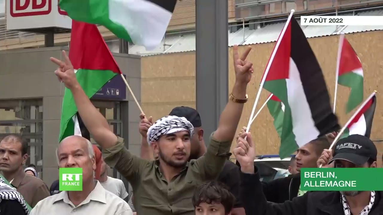 Allemagne : des militants protestent à Berlin contre les frappes israéliennes sur Gaza