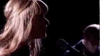 Isobel Anderson Performs 'Don't'