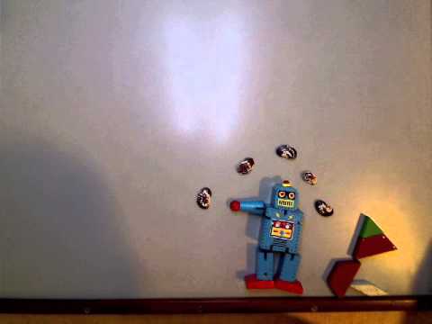 robot by Dennis the Maker