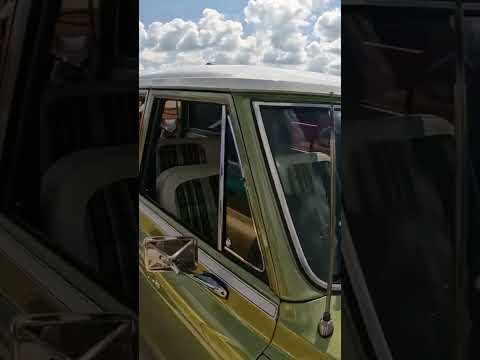 Classic Suburban at 2023 C10 Nationals in Nashville! #c10nationals #c10nationalsnashville thumbnail