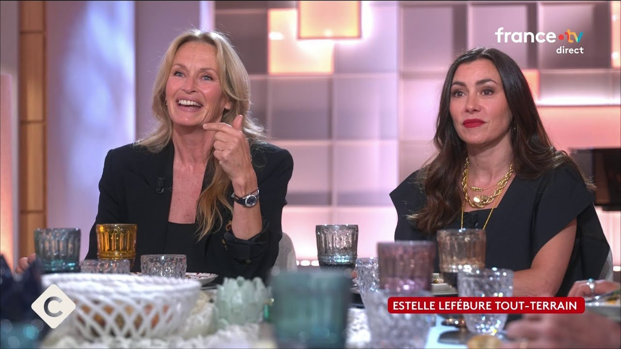 Ebony, Estelle Lefébure et Olivia Ruiz - C à Vous l’Intégrale - 06/05/2026
