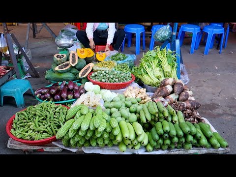 Phsar Kandal or Kandal Market in Phnom Penh City