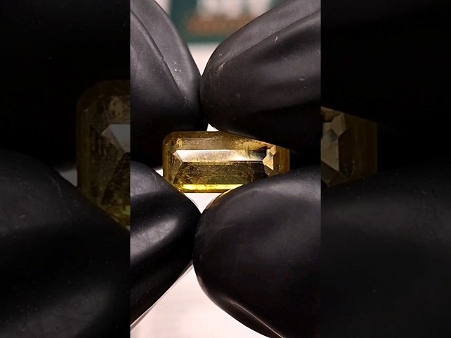 حجر سيفين طبيعي بشهادة مختبر