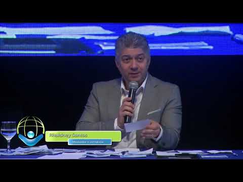 Como o Espiritismo vê os Espíritos que se manifestam na Umbanda ? - André Trigueiro