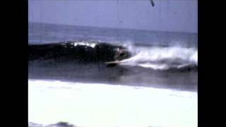 preview picture of video 'Surfing in El Salvador early 1980'