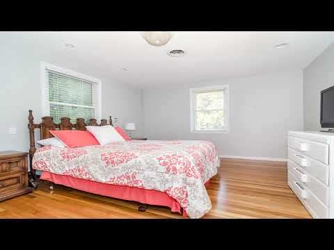8 Crestwood Drive, Framingham, MA 01701