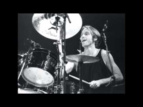 Yellow Ledbetter-1994-10-01 Shoreline Amphitheatre, Mountain View, CA, USA