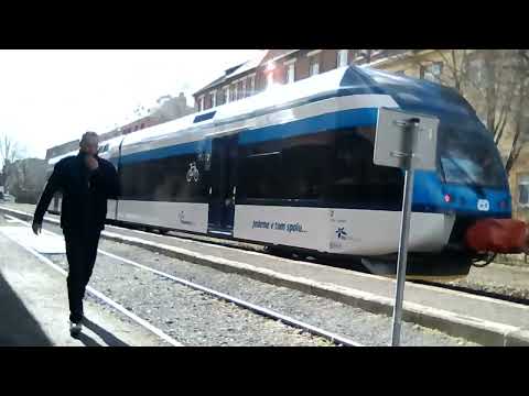 odjezd vlaku Stadler GTW.  ČD České dráhy