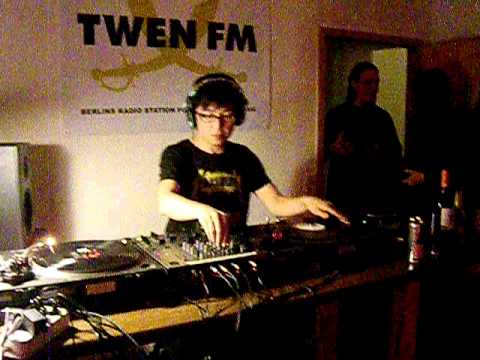 ZENTA at TWEN FM 2010/12/04
