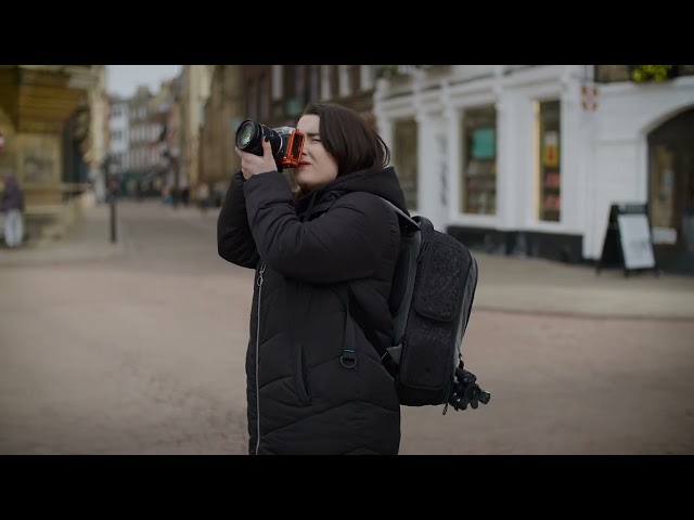 Vídeo relacionado con SMALLRIG X-T5 L Bracket para FUJIFILM X-T5 Soporte L con Empuñadura Lateral Blackwood, L Placa de Interruptor Incorporada para Arca y Placa Lateral Ajustable - 4137