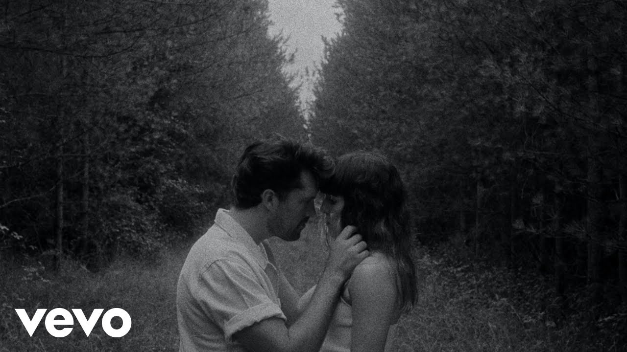 Oh Wonder — Don’t Let The Neighbourhood Hear