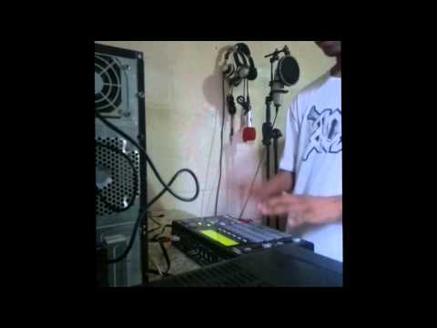 DJ Mart - Ao Vivo na Akai MPC 1000