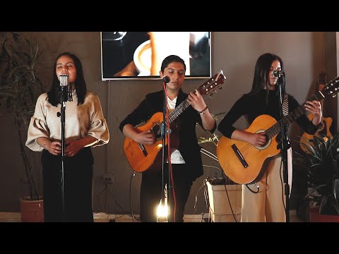 Contigo en la distancia - ARPEGIO TRÍO (Sesiones OOBY)