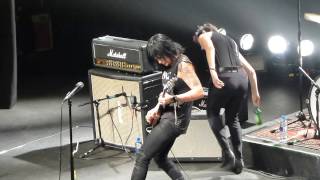 Baby Animals with Sarah McLeod - Aint Gonna Get
