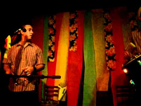 TR3S TINGUÁ - NA BOCA DO CROCODILO