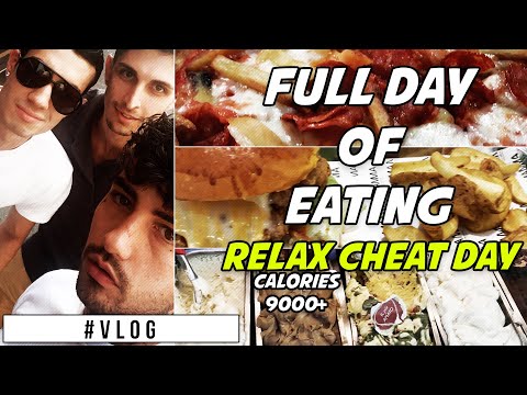 WHAT I EAT ON A CHEAT DAY + MEETING WITH TONY EFFE - CHEAT DAY Full Day of Eating ITA | VLOG
