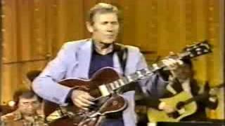 Chet Atkins &quot;Mrs. Robinson&quot;