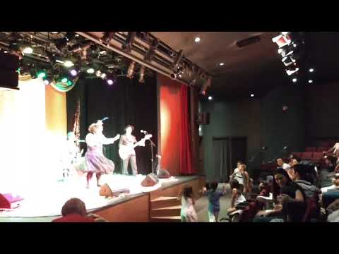 Palhaça Rubra um excelente espetáculo para crianças e adultos.