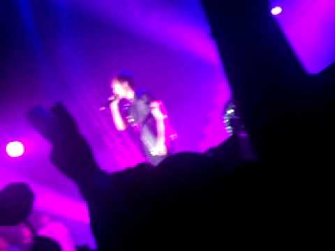 UNITED CUBE CONCERT IN BRAZIL - BEAST - TALK + FREEZE +  BEAUTIFUL  + V.I.U (fancam)