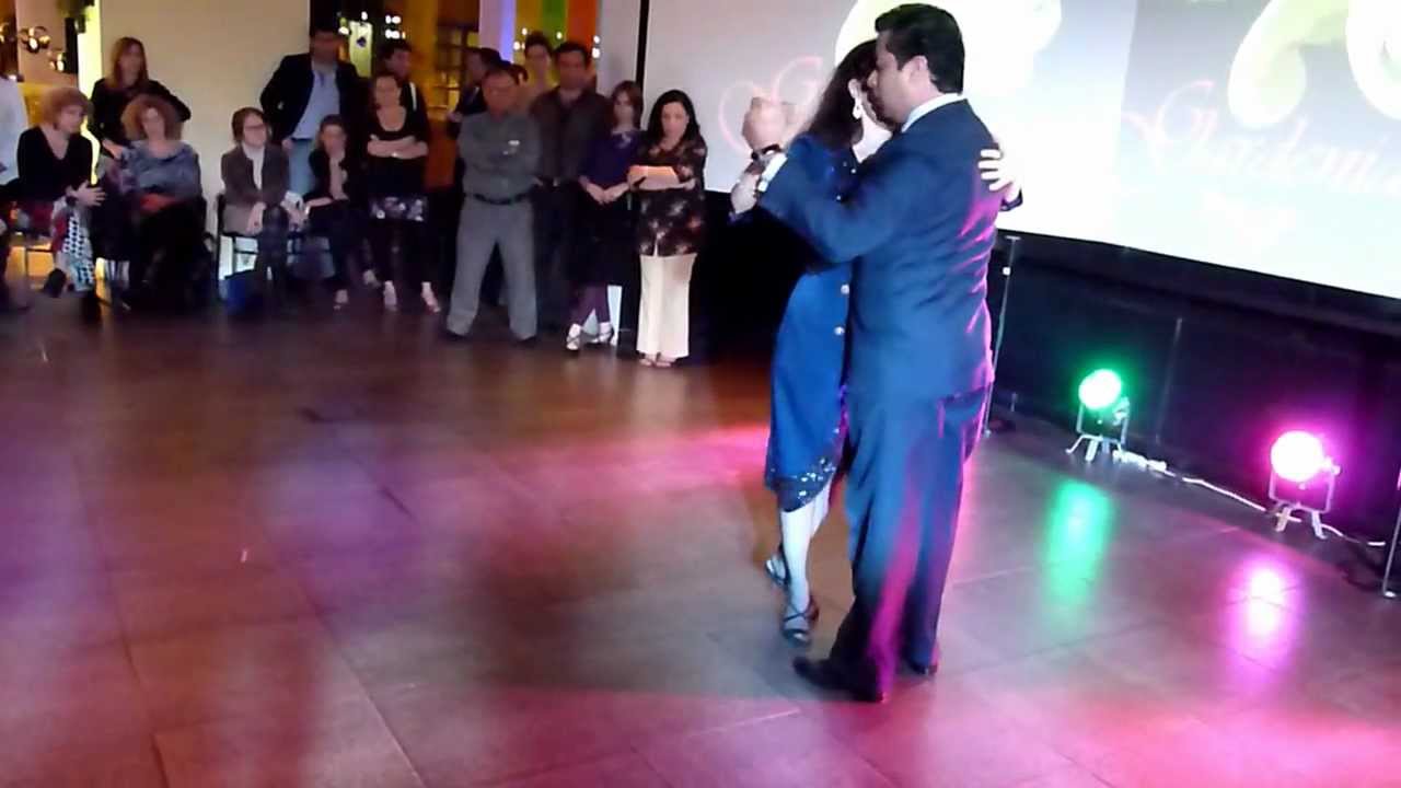 1  La Milonga del Patio presenta a Andres Tanguito Cejas y Genoveva Fernandez "Chiqué"