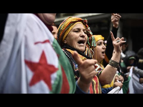 مظاهرات عارمة بمدينة خراطة الجزائرية تخليدا للذكرى الأولى للحراك الشعبي