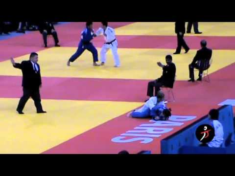 italiajudo.com_Parigi 2011 - Campionati del Mondo - Rosalba Forciniti ITA vs Kyung-Ok Kim KOR