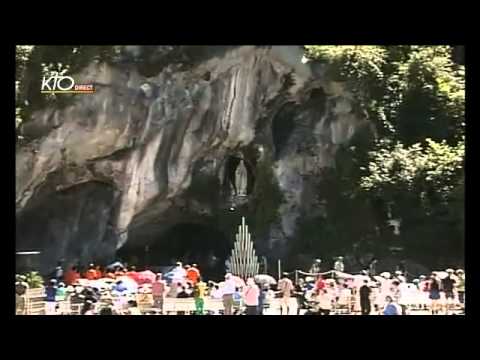 Chapelet à Lourdes