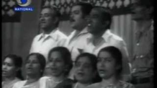 Mahendra Kapoor sings 'mere desh ki dharti' - YouTube