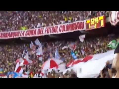 "JUNIOR DE BARRANQUILLA- SU GRAN HINCHADA" Barra: Frente Rojiblanco Sur &bull; Club: Junior de Barranquilla