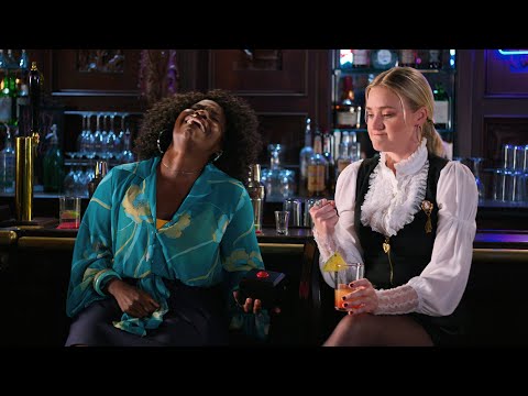 Lainey and Wilma Bond Over Bar Trivia - Schooled