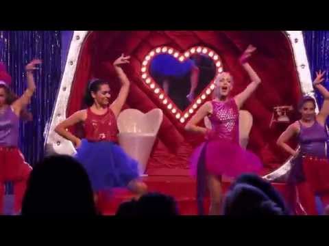 Disney Channel España | Videoclip Mercedes Lambre y Alba Rico - Peligrosamente Bellas (Violetta)