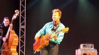 Put your cat clothes on - Brian Setzer's Rockabilly Riot 06-12-2018 Austin TX - by Chen@