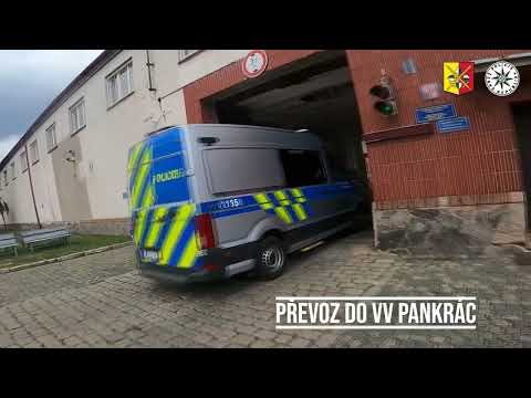 Policie ČR: Den očima policisty na pražském PEO