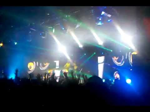 Dada Life- This Sh*t is Bananas VS Swedish House Mafia & Knife Party- Antidote