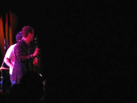 Skadventures of Ska Jenny: Slackers Holiday Show // Brooklyn - Slackers & Guests - "Have the Time"