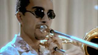 DANY BRILLANT - Les parfums de l&#39;Orient (Clip Officiel)