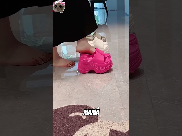 Vídeo relacionado con OCHENTA Zapatillas Unisex Animal Fantasía Peluche Pantuflas Patte Cosplay, azul, 39/44 EU